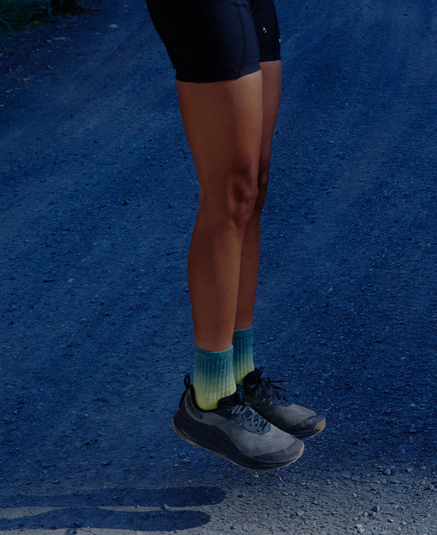 Women's Roam Trail Running Shoe | Black/Magnet - Image 8